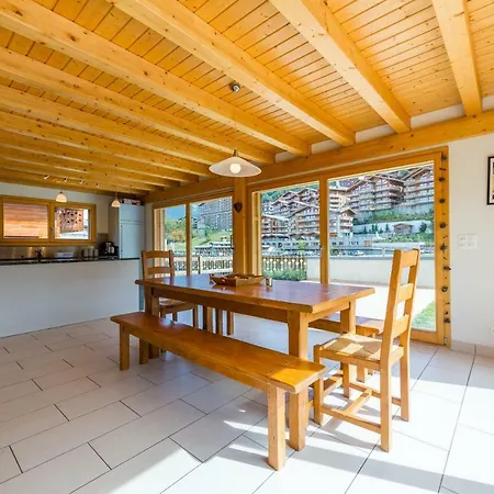 Yokanga نينداز